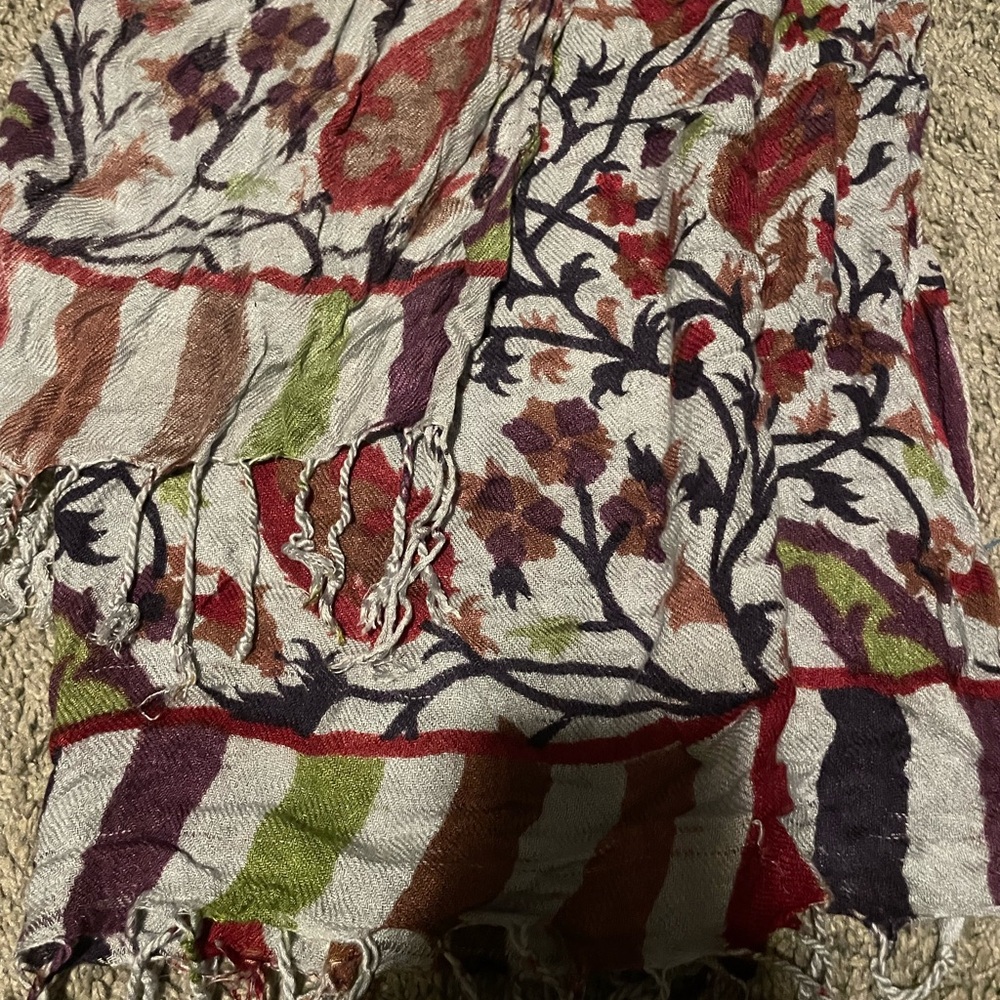 Floral Patterned Scarf with Fringe